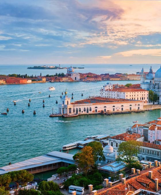 view-of-venice-lagoon-and-santa-maria-della-salute-2021-08-26-22-59-19-utc-1.jpg